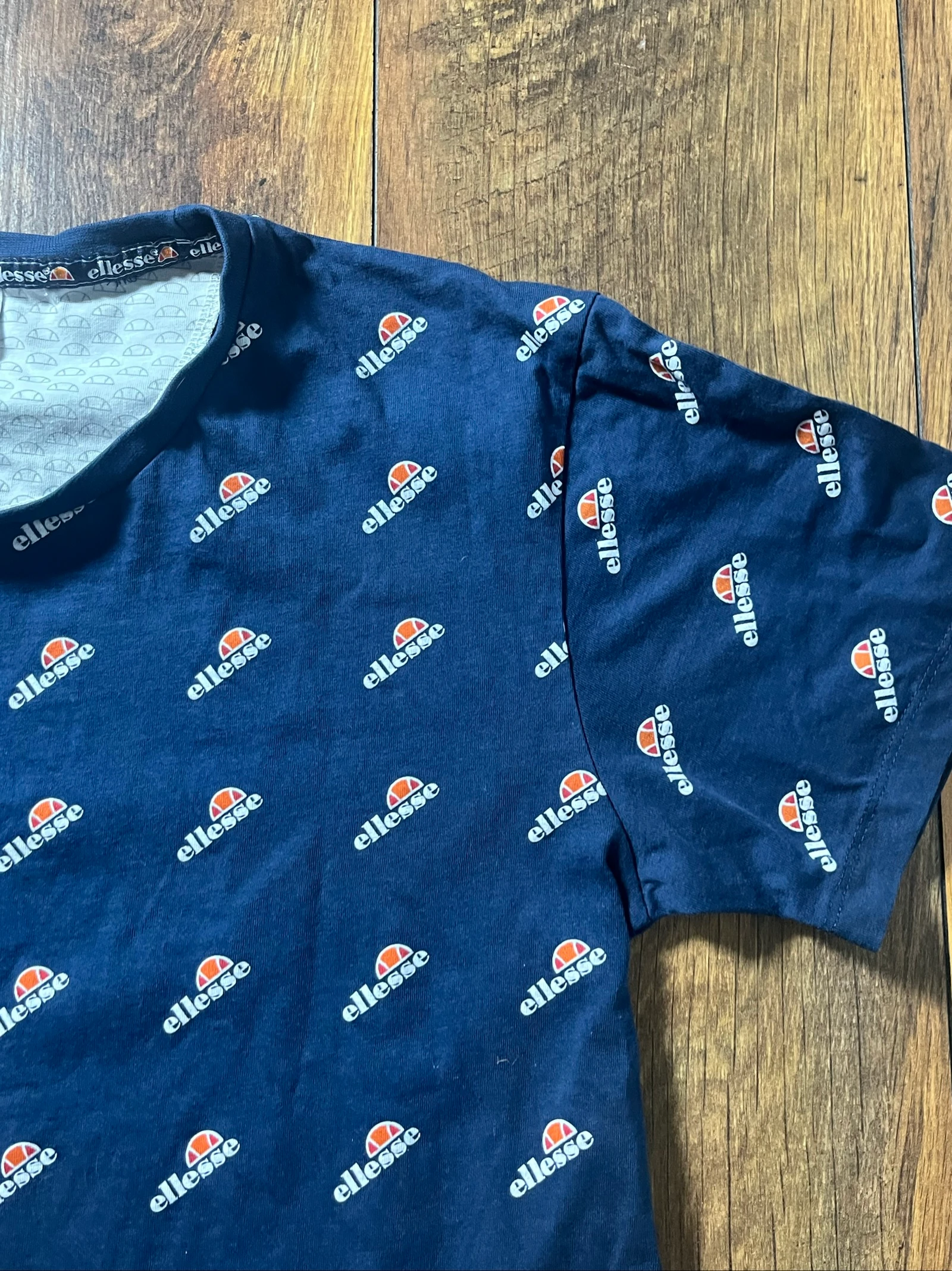 Trendy Streetwear Navy Blue All-Over Print T-Shirt - Ellesse - Size L - Very Good Condition – photo 4